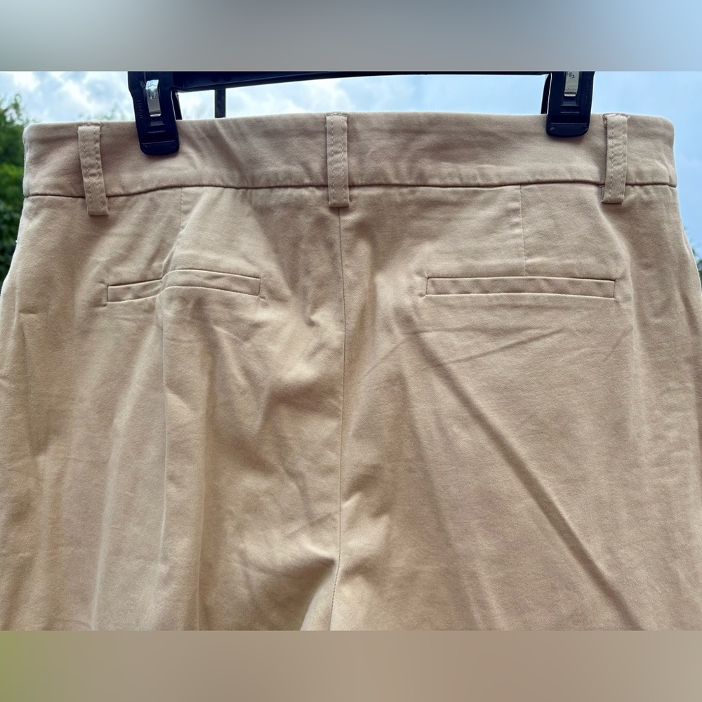 Jones NY Dressy Tan Women's Bermuda Shorts Sz 14 Wear to Work - Picture 4 of 8